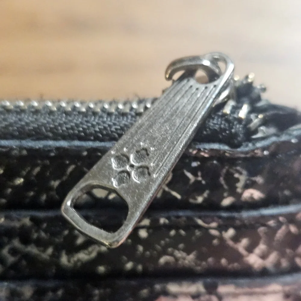 Patricia Nash Cassis‎ Snakeskin Leather Card Case Wallet Animal Print Mob Wife